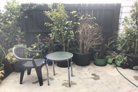 Photo of property in 1 Beardmore Lane, Papakura, 2110