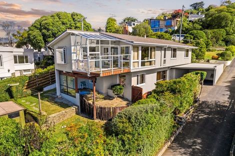 Photo of property in 106 Cliffs Road, Saint Clair, Dunedin, 9012