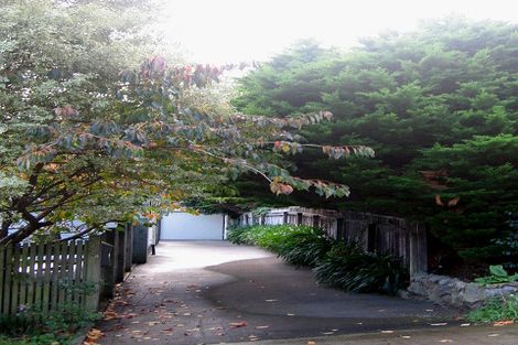 Photo of property in 2/202 Whites Line East, Waiwhetu, Lower Hutt, 5010