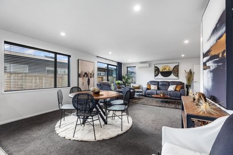 Photo of property in 32 Tamapahore Boulevard, Papamoa Beach, Papamoa, 3118