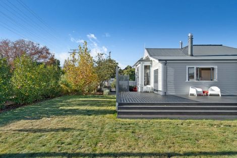 Photo of property in 260-262 High Street North, Carterton, 5713