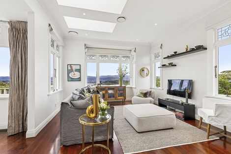 Photo of property in 39 Mills Road, Brooklyn, Wellington, 6021