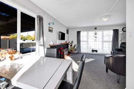 Photo of property in 12 Hamlet Street, Stratford, 4332