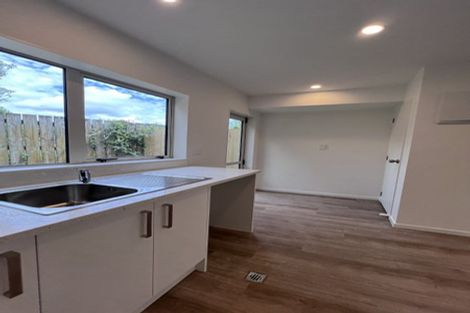 Photo of property in 7 Sheralee Place, Bucklands Beach, Auckland, 2014