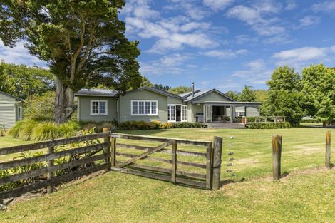 Photo of property in 33 Cable Road, Waimauku, 0881