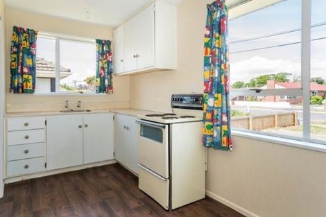 Photo of property in 1/135 Shortland Street, Aranui, Christchurch, 8061