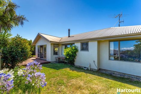 Photo of property in 12 Lionel Place, Mapua, 7005
