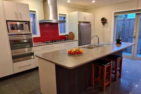 Photo of property in 2c Mckeefry Grove, Tawa, Wellington, 5028