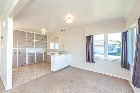 Photo of property in 102 Paterson Street, Aramoho, Whanganui, 4500