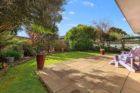 Photo of property in 47 Waiwherowhero Drive, St Andrews, Hamilton, 3200