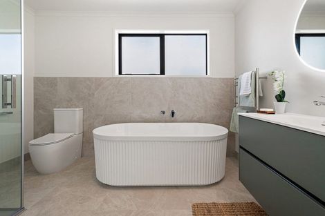 Photo of property in 15 Kaitiaki Drive, Clarks Beach, 2122