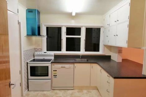 Photo of property in 32 Arapiko Street, Johnsonville, Wellington, 6037