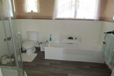 Photo of property in 61 Keillor Road, Waimate, 7980