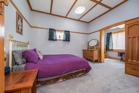 Photo of property in 47 Cambridge Terrace, Waiwhetu, Lower Hutt, 5010