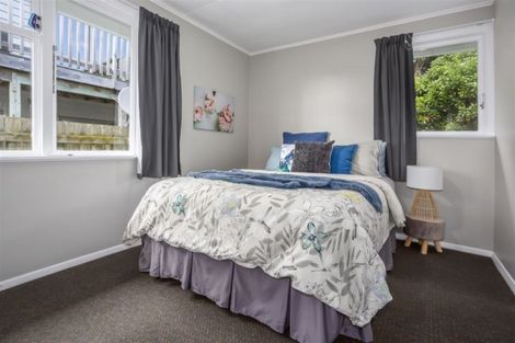 Photo of property in 143 Dimock Street, Titahi Bay, Porirua, 5022