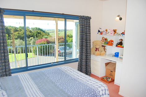 Photo of property in 365 Oneriri Road, Kaiwaka, 0573