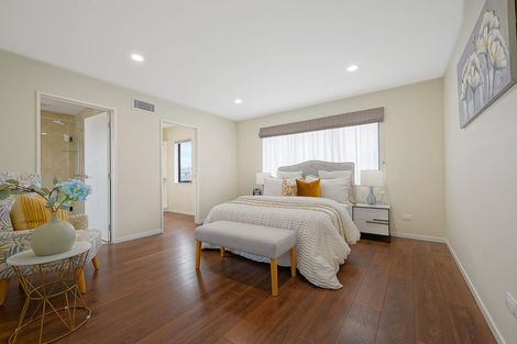 Photo of property in 108 San Valentino Drive, Henderson, Auckland, 0612