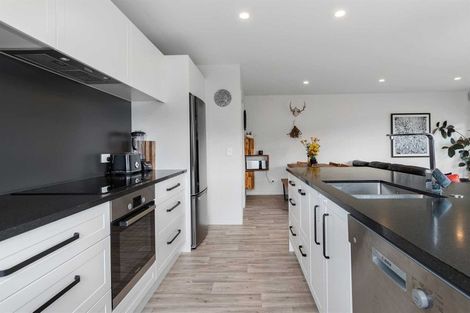 Photo of property in 36 Puhirake Crescent, Pyes Pa, Tauranga, 3112