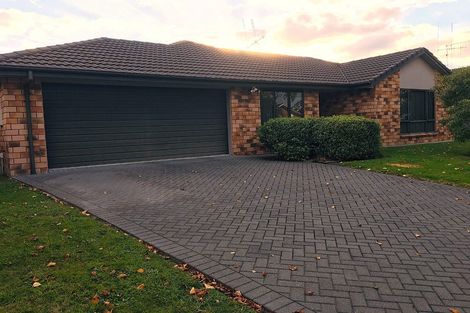 Photo of property in 32 Wiltshire Drive, Huntington, Hamilton, 3210