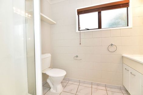 Photo of property in 22 Amorino Drive, Red Beach, 0932