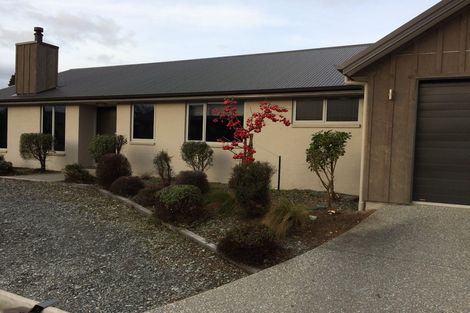 Photo of property in 33 Sunhaven Cove, Cromwell, 9310