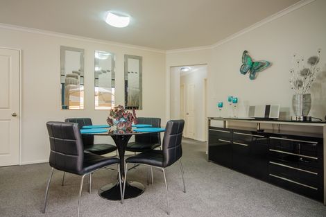 Photo of property in 14 Cellarmans Street, Te Atatu Peninsula, Auckland, 0610