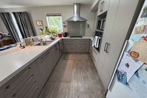 Photo of property in 111a Aorangi Road, Bryndwr, Christchurch, 8053