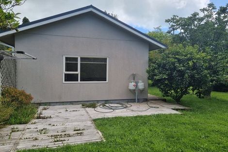 Photo of property in 535 South Road, Omata, New Plymouth, 4374
