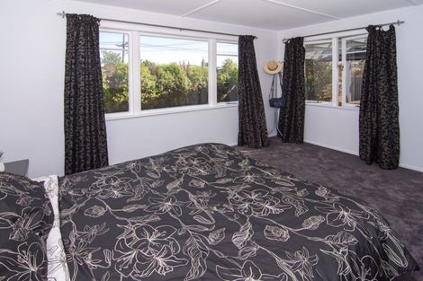 Photo of property in 14 Wavell Crescent, Lansdowne, Masterton, 5810
