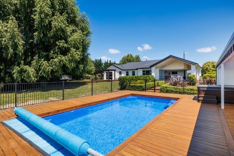 Photo of property in 737 Stoney Creek Road, Bunnythorpe, Palmerston North, 4470
