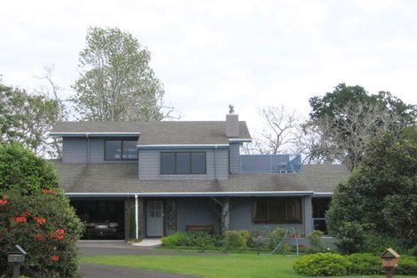 Photo of property in 2 Gerald Place, Omokoroa, 3114