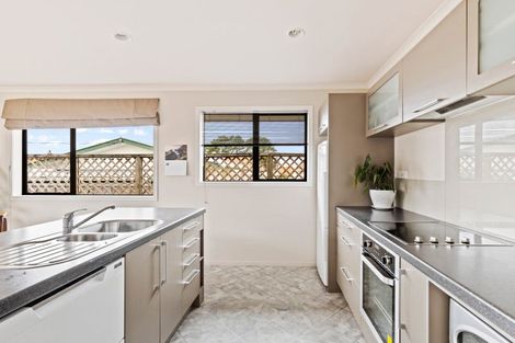 Photo of property in 9c Wilton Street, Westown, New Plymouth, 4310