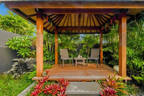 Photo of property in 1/25 Seymour Road, Mellons Bay, Auckland, 2014