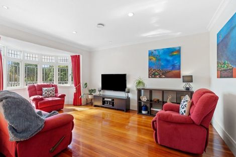 Photo of property in 84 Waitaha Road, Welcome Bay, Tauranga, 3112