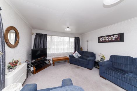 Photo of property in 24 Motuoapa Place, Kelvin Grove, Palmerston North, 4414