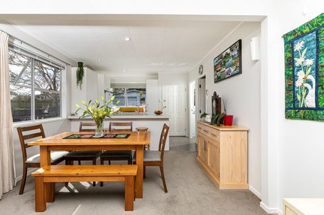 Photo of property in 36 Chilcott Road, Henderson, Auckland, 0612