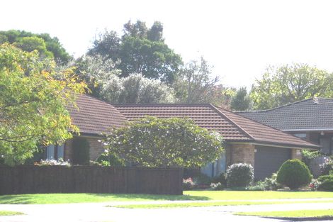Photo of property in 1/9 Meadowland Drive, Somerville, Auckland, 2014