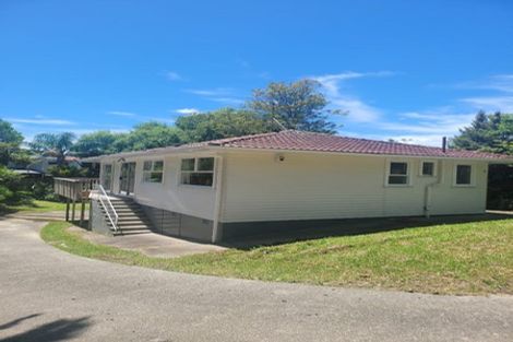 Photo of property in 14 Kirby Street, Glendene, Auckland, 0602