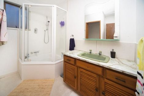 Photo of property in 21 Hillcrest Avenue, Hillcrest, Auckland, 0627