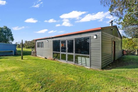 Photo of property in 26 Vyner Road, Otatara, Invercargill, 9879