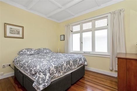 Photo of property in 10 Westmere Crescent, Westmere, Auckland, 1022