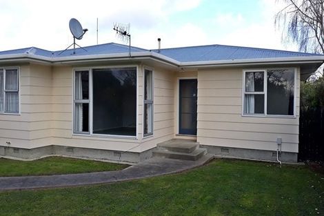 Photo of property in 4 Acacia Street, Kelvin Grove, Palmerston North, 4414