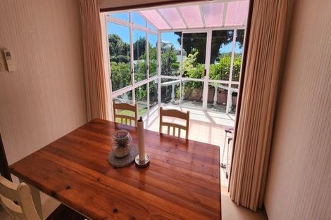 Photo of property in 9 Tiverton Crescent, Whalers Gate, New Plymouth, 4310