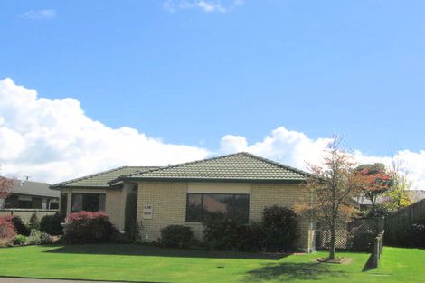 Photo of property in 14 Stanley Drive, Lynmore, Rotorua, 3010