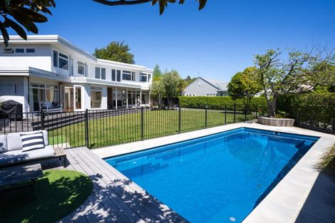 Photo of property in 22 Royds Street, Fendalton, Christchurch, 8014