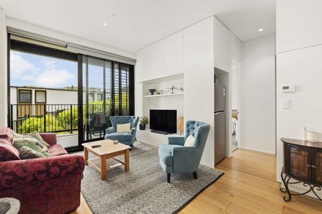 Photo of property in 101/11 Jean Caldwell Way, Island Bay, 6023