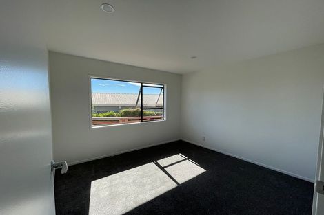 Photo of property in 1425 Whangaparaoa Road, Army Bay, Whangaparaoa, 0930