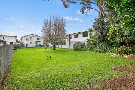 Photo of property in 14 Mclean Street, Strandon, New Plymouth, 4312