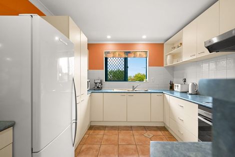 Photo of property in 74 Ayrshire Drive, Grandview Heights, Hamilton, 3200