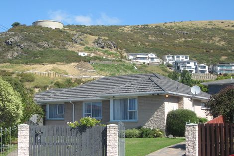 Photo of property in 8 Lucienne Place, Hillsborough, Christchurch, 8022